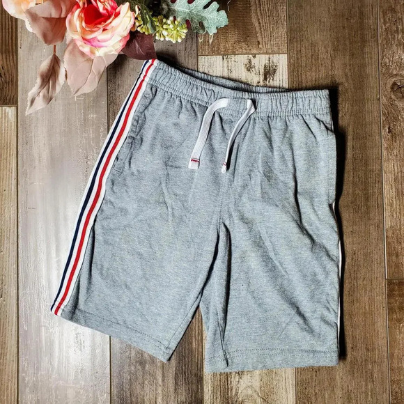 Way to Celebrate! Patriotic Boy Shorts Size Small 6-7 NWOT Gray Red White Blue - Picture 1 of 9